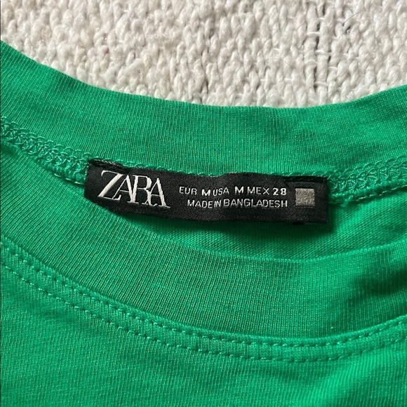 Zara Green Ruffle Sleeve Blouse - Picture 2 of 3